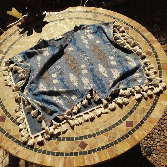 Hollister Knit Aztec Tribal Poncho Top One Size V-Neck Boho Tassle Fringe Trim - Picture 2 of 12